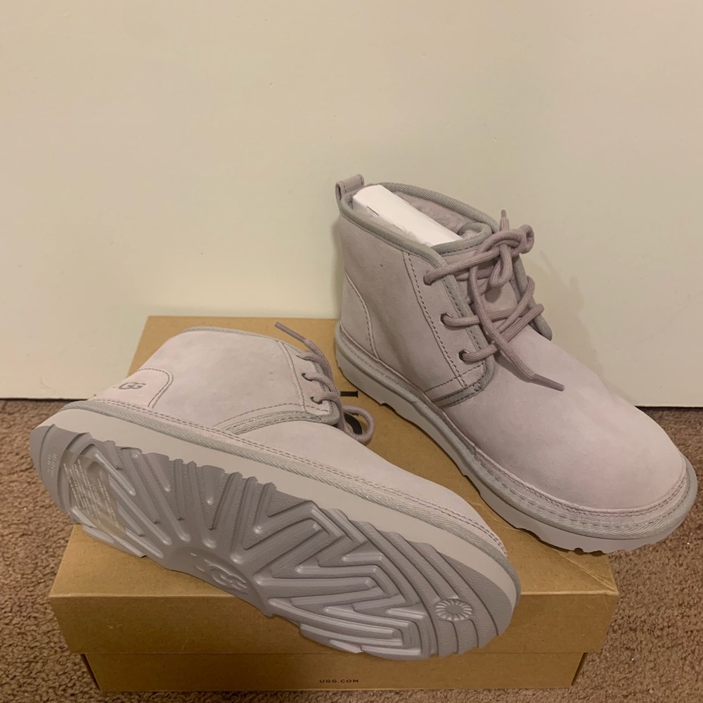 NIB UGG Neumel Boots